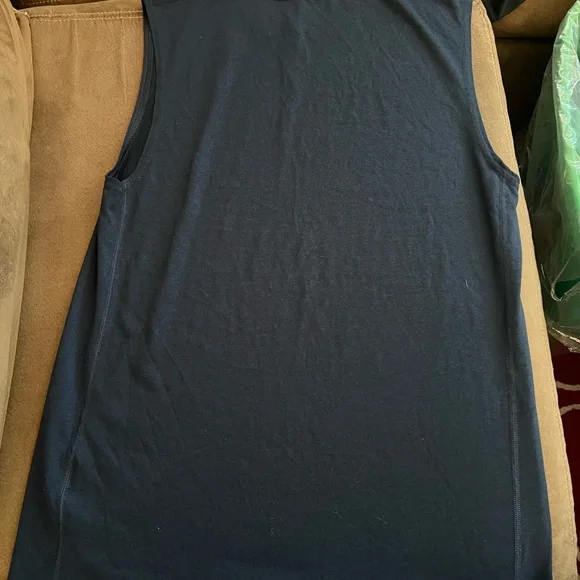 Nike Navy Blue Dri-FIT Men’s Sleeveless Tank Top - Picture 2 of 3